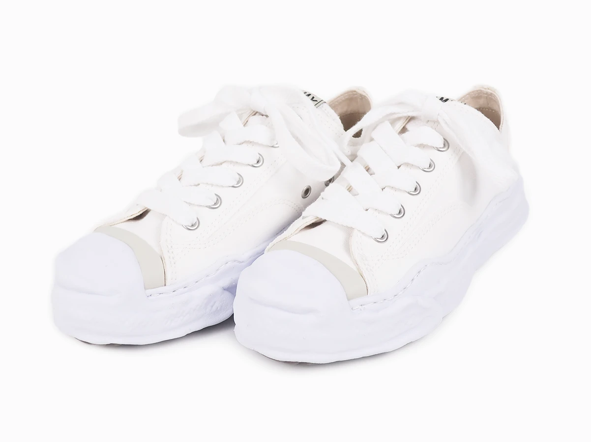 A05FW702-WHT