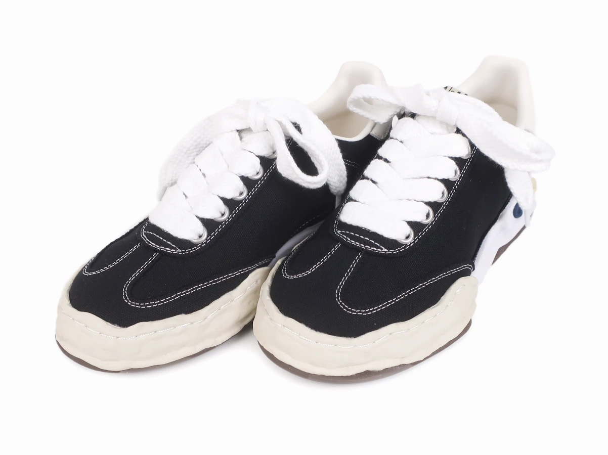 A09FW704-BLK