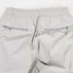 F002